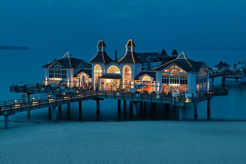 Lunar Resorts